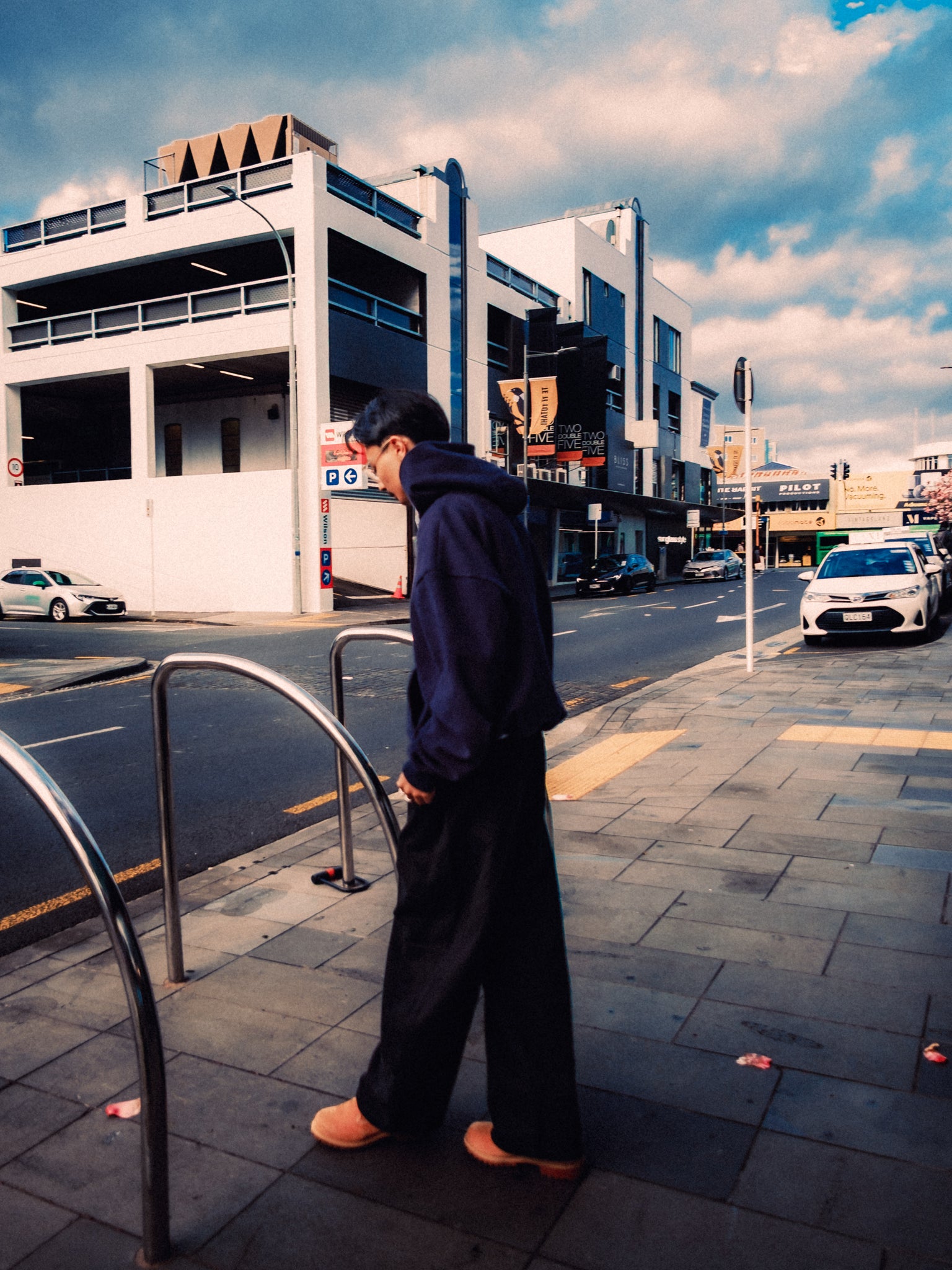 The Plains Hood - Navy